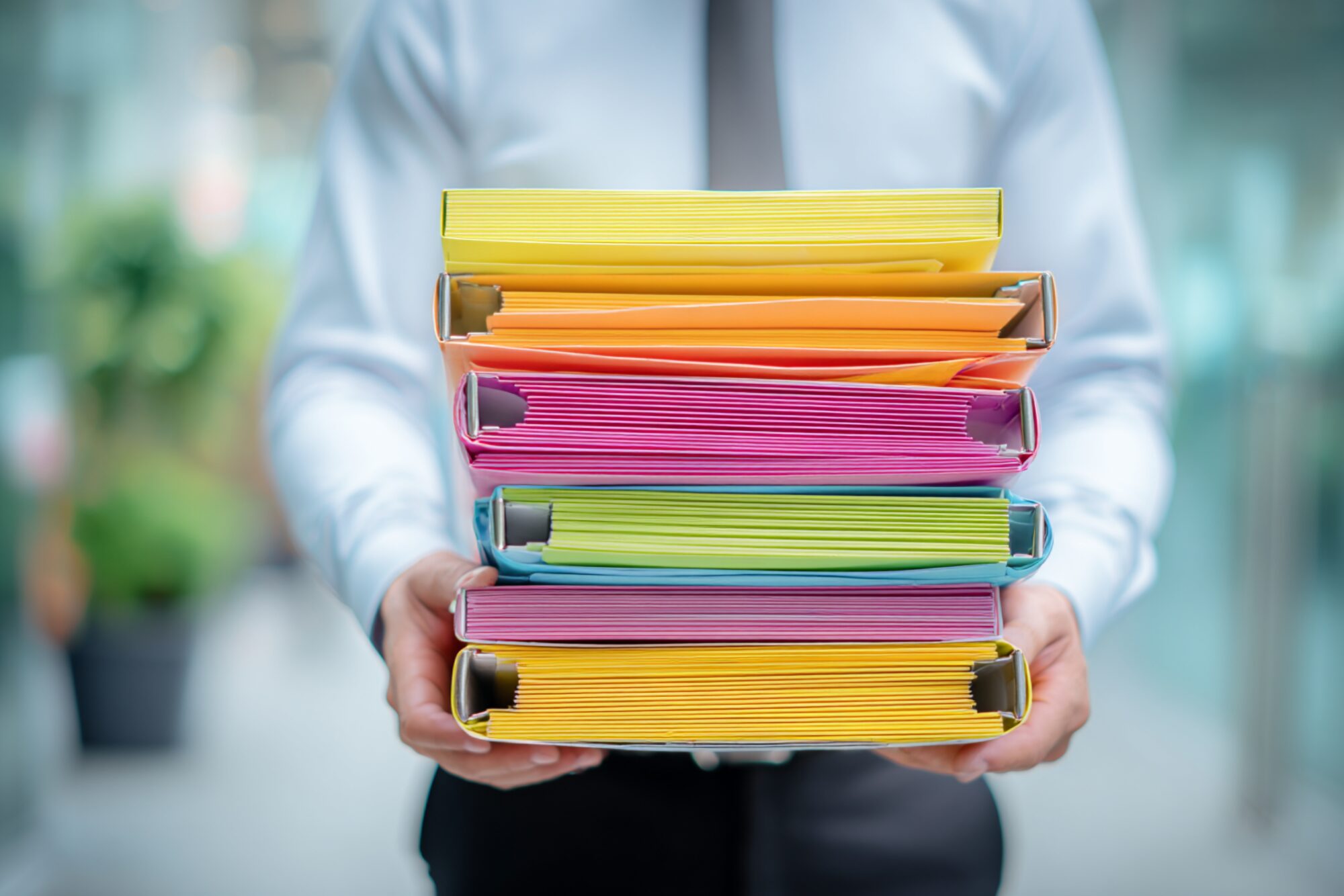 U2431845745 banker with designated files for different real e f1d3a3c3 67c7 4e70 8efb ca8ca3fbc5da 3